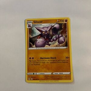 Gliscor 096/196 Swsh11: Lost Origin Regular